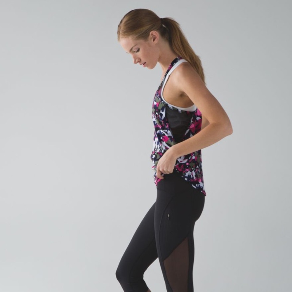 LULULEMON Fast Lane Singlet Pop Cut Boom Juice Multi / Black - Picture 4 of 15
